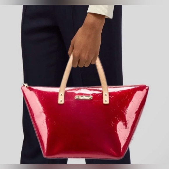 Louis Vuitton Vernis Belleveu - Picture 1 of 14